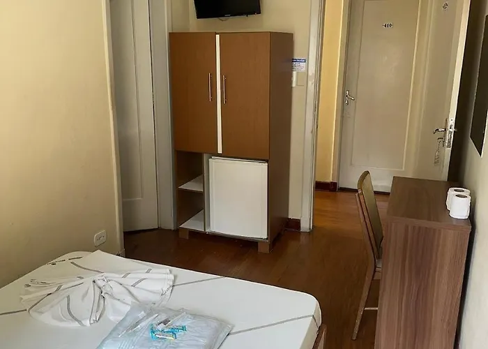 Hotel Moraes próximo a 25 de Março, Brás e Bom Retiro - Reserve agora e só pague no check-in